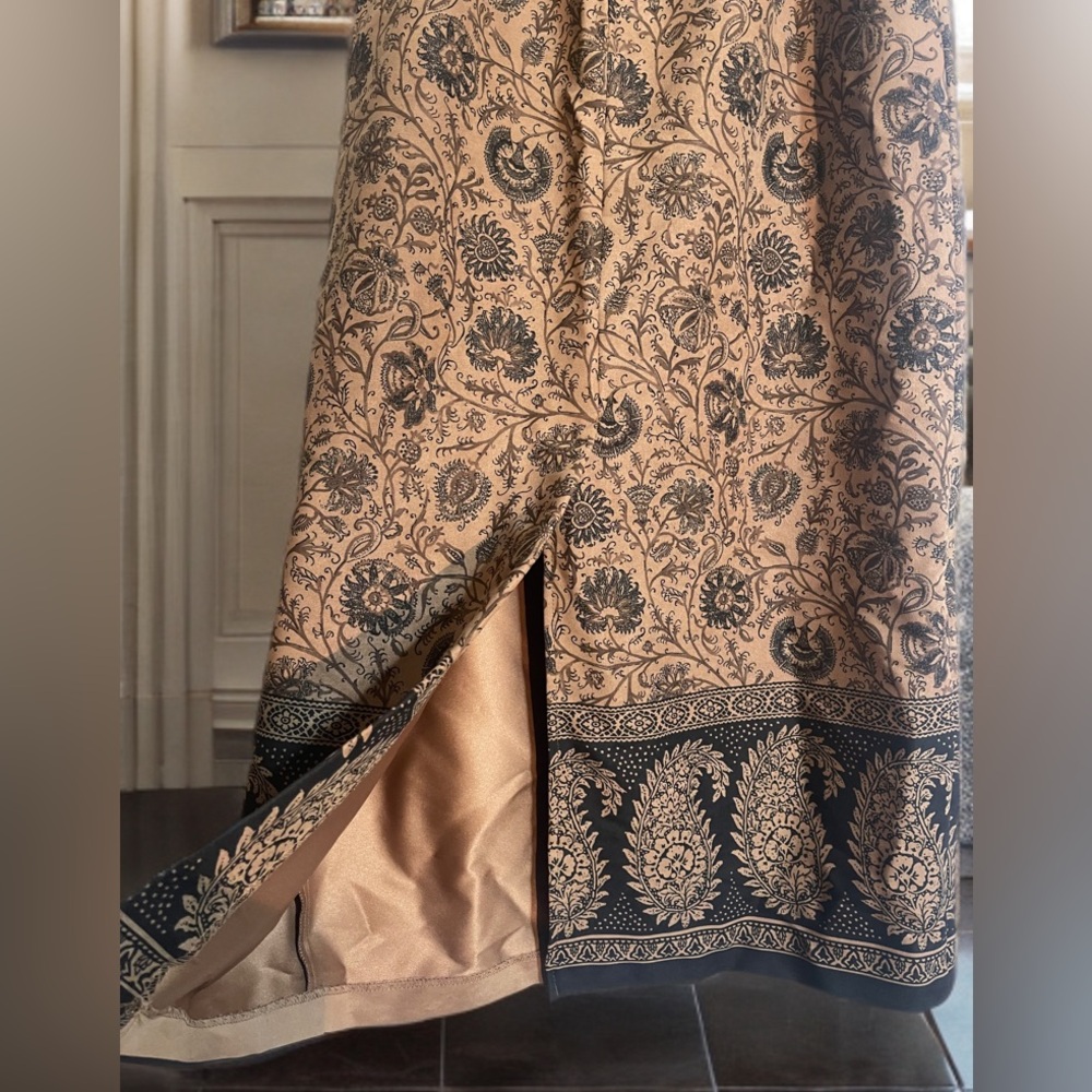 dressbarn Black and Brown Floral A-Line Skirt Fully Lined - Picture 3 of 4
